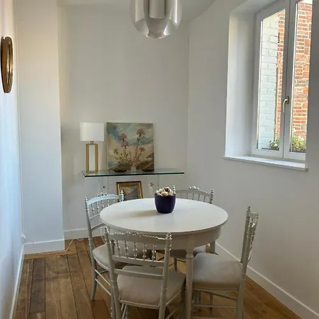 Le Lys Apartment Épernay